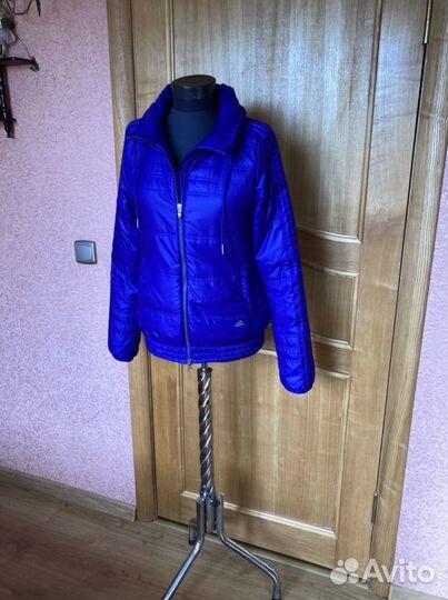 Куртка adidas оригинал S размер