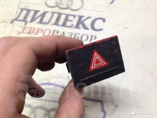 Кнопка аварийной сигнализации VW Touareg 2002-2010