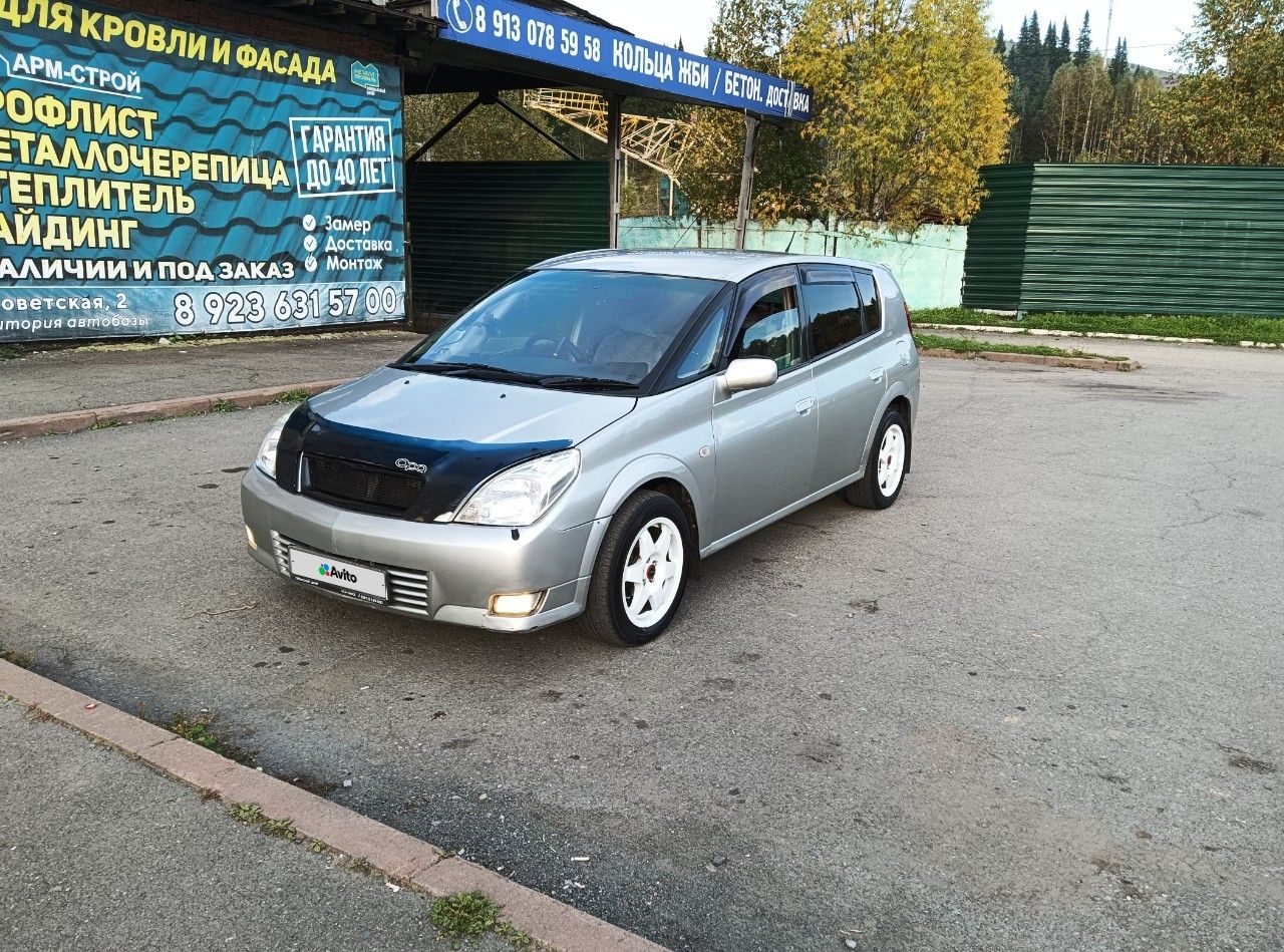 Toyota Opa: фото владельца