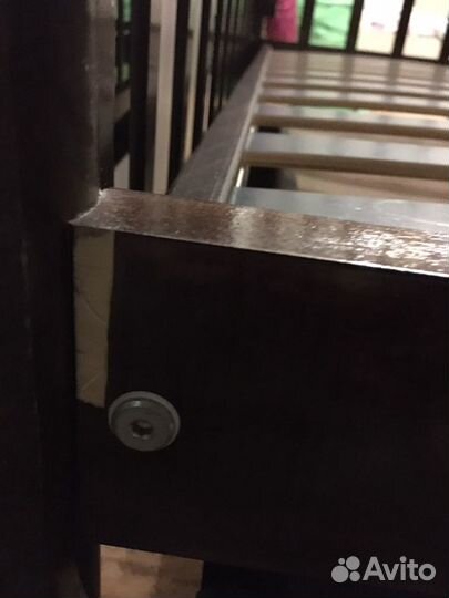 Детская кровать с маятником и ящиком