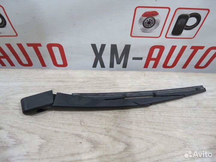 Поводок дворника задний LADA Vesta