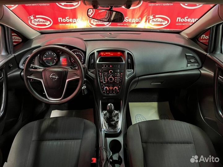 Opel Astra 1.4 МТ, 2012, 136 230 км