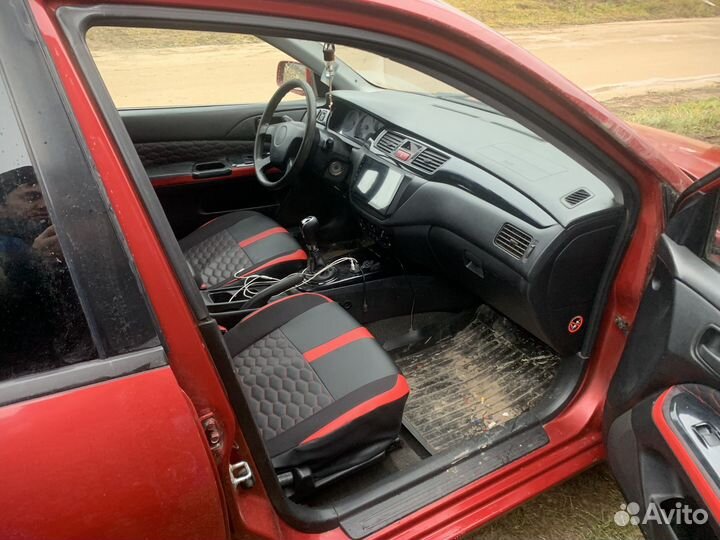 Mitsubishi Lancer 1.6 МТ, 2004, 250 000 км