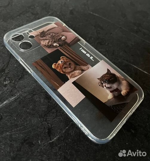 Чехол на iPhone 12