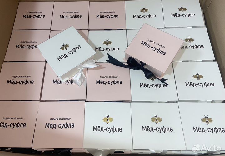 Коробки подарочная