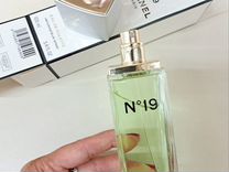 Chanel N19