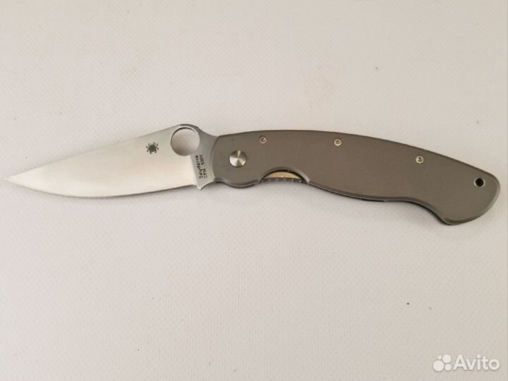 Spyderco military titan