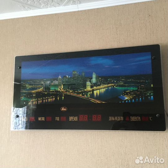 Часы картина