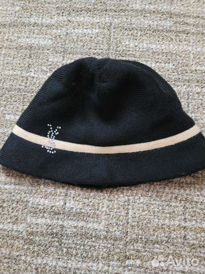 Шапки женские новые