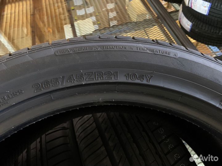 Kinforest KF550-UHP 265/45 R21 104Y