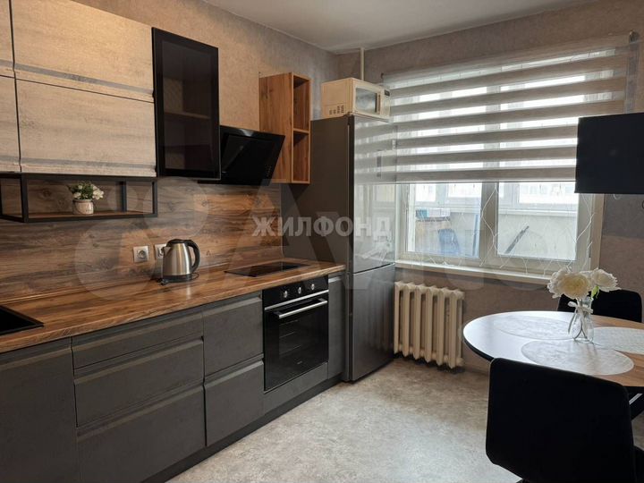 1-к. квартира, 35,3 м², 8/10 эт.