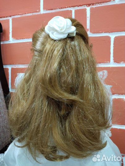 Кукла фарфоровая коллекционная