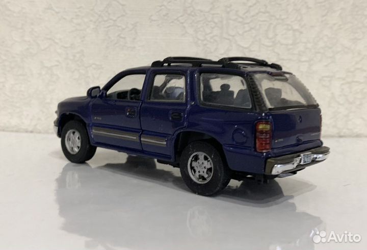 Chevrolet Tahoe 1:43 Cararama