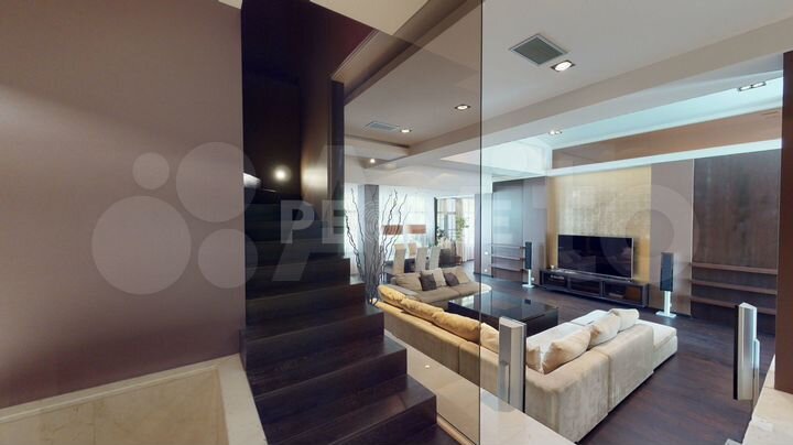 7-к. квартира, 342,8 м², 2/4 эт.