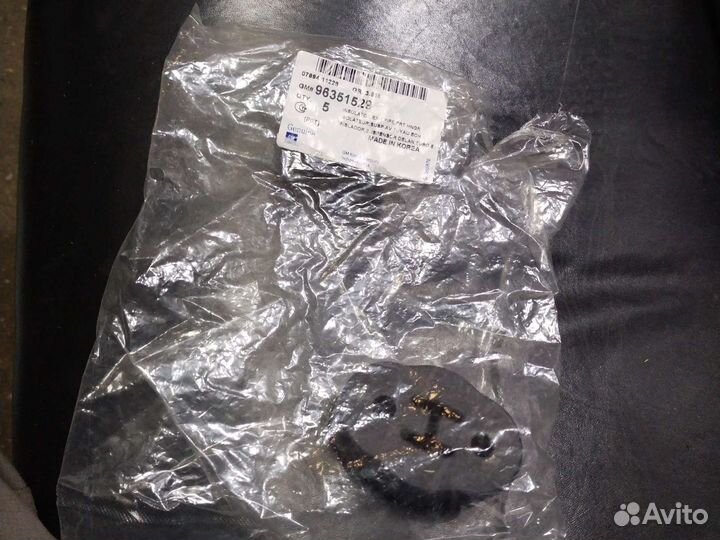 Резинки крепления глушителя шевроллачетти 96355129