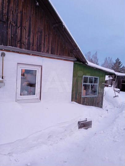 Дом 33 м² на участке 4 сот.