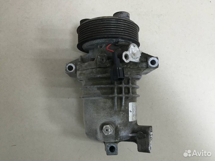 Компрессор системы кондиционирования Nissan Tiida