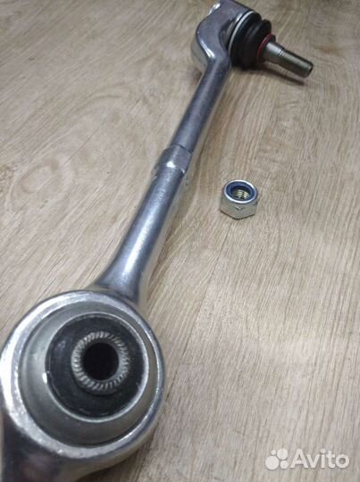 Передний нижний левый рычаг бмв е39