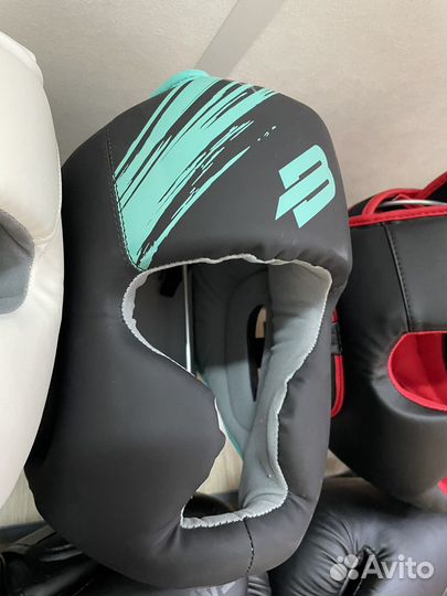 Шлем для единоборств