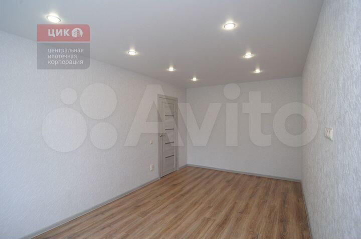 2-к. квартира, 50 м², 6/9 эт.