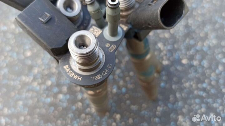 Форсунка топливная BMW X5 X6 e70 e71 7805428