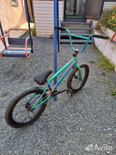Трюковой велосипед BMX