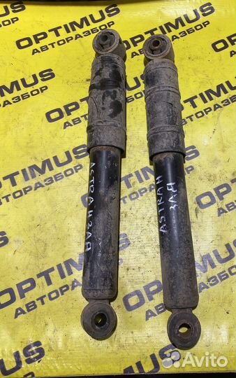 Задние стойки Opel Astra H
