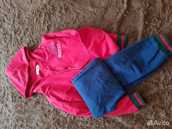 Спортивный костюм