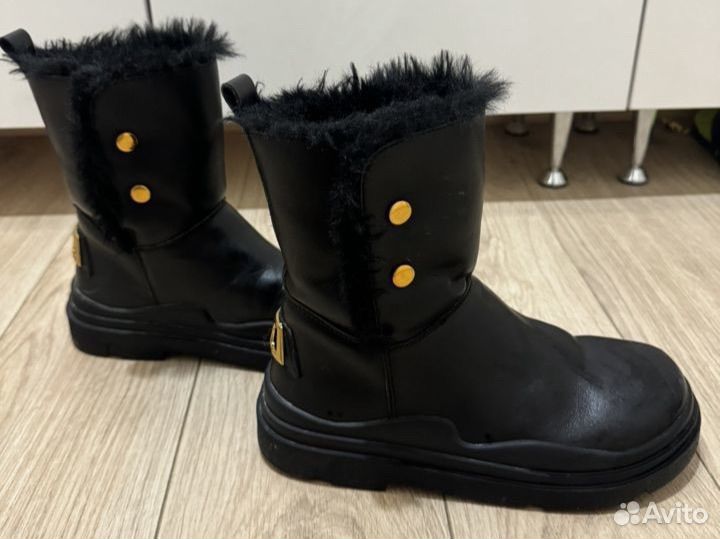 Сапоги для девочки