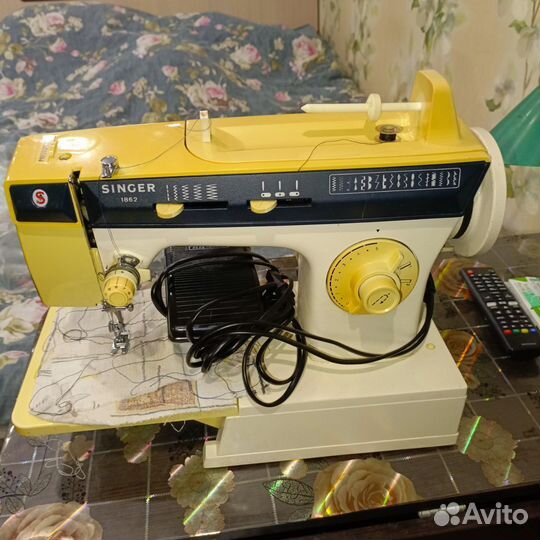 Швейная машинка singer б/у