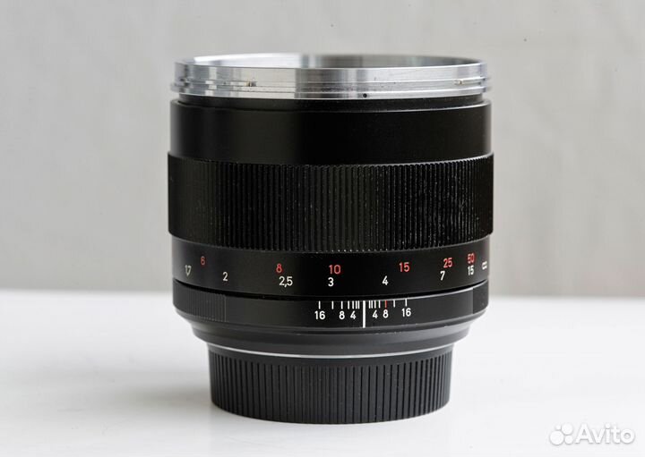 Объектив Carl Zeiss Planar 1.4/85 ZE для Canon EF