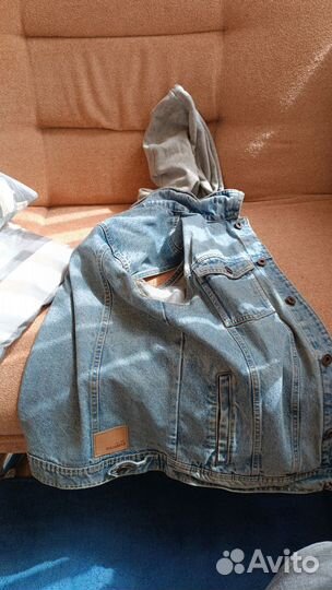 Джинсовый жилет с капюшоном Pull&Bear мужской