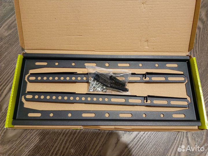 Кронштейн для телевизора