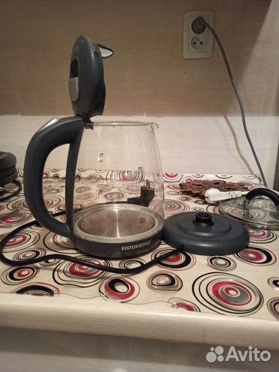 Чайник электрический бу