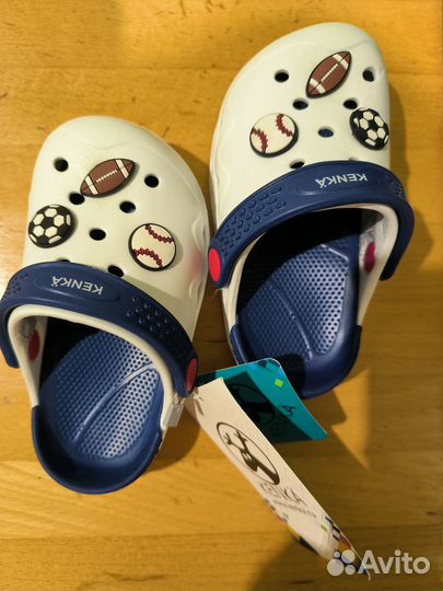 Продам детские резиновые туфли