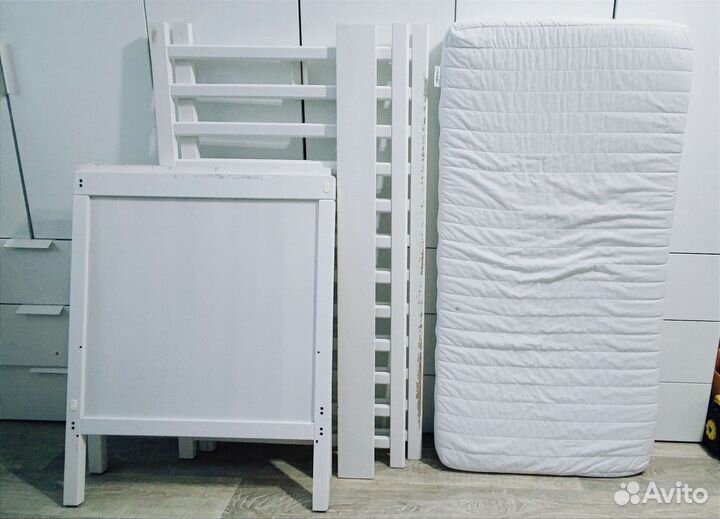 Детская кроватка IKEA сундвик