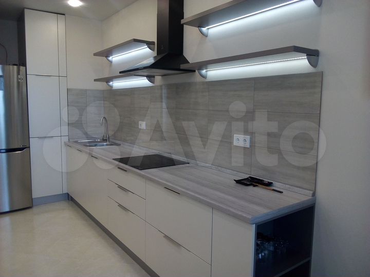 2-к. квартира, 47 м², 8/18 эт.