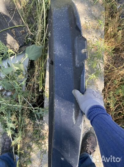 Полик багажника Тойота рав4