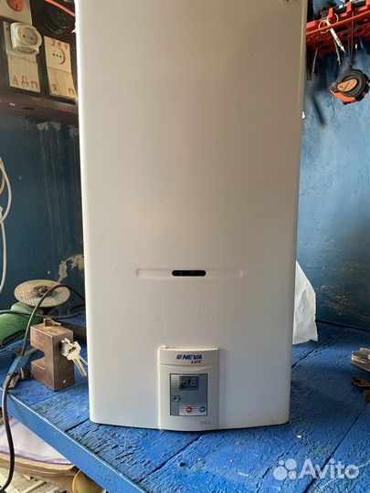 Газовая колонка нева люкс 6011