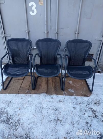 Стул для посетителя Herman Miller Aeron