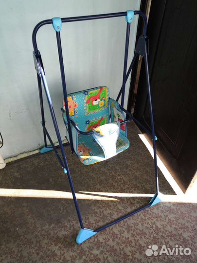 Продам детскую качелю