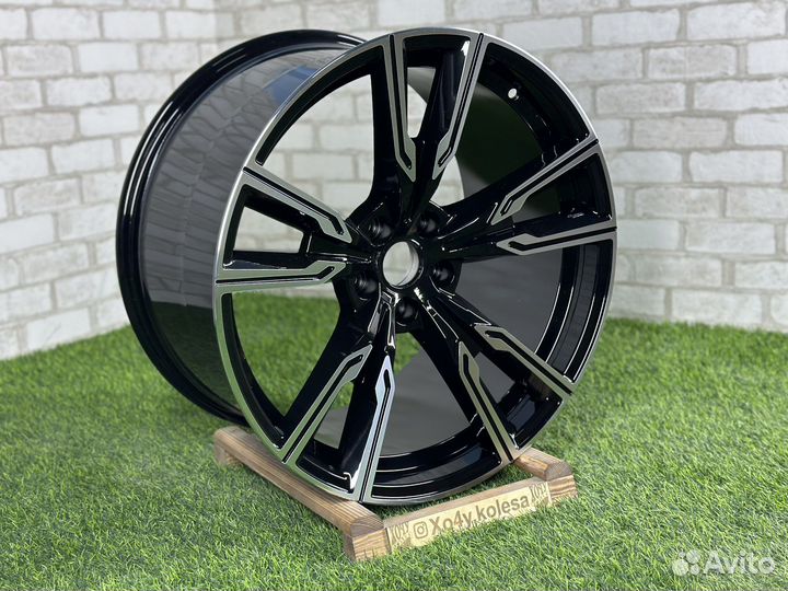 Новые Литые Диски BMW X5, X6 747М стиль R20