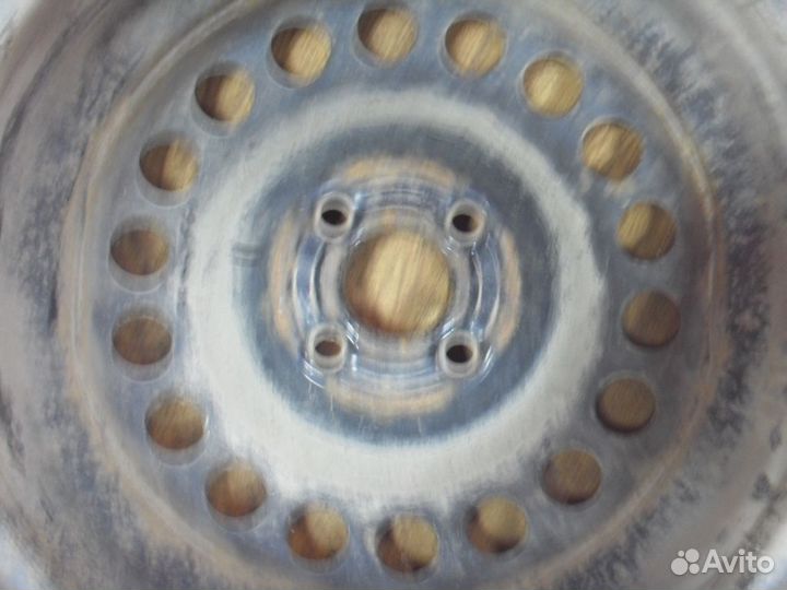 Диск колесный железо R15 в наличии 1 штука