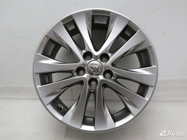 Оригинал диски Toyota R18 7.5J et45 5x114.3 98958Д