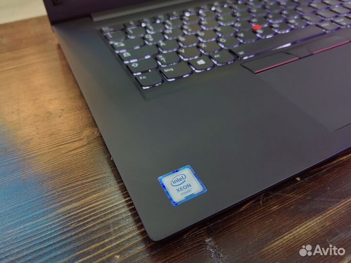 Эксклюзивный ноутбук Intel Xeon и Quadro P2000