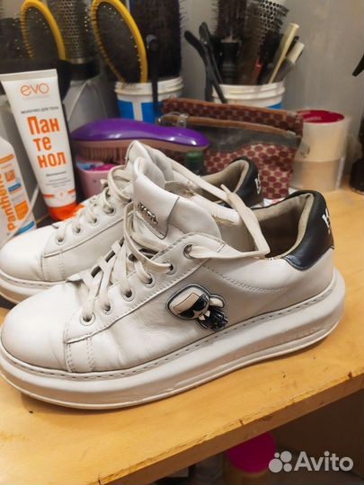 Кроссовки женские 39 размер
