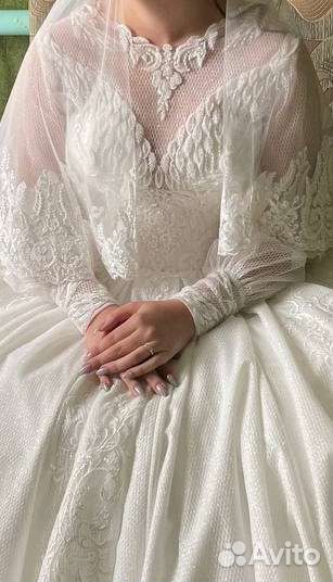 Свадебное платье