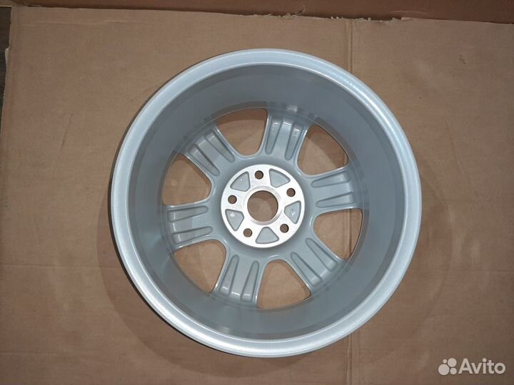 Колесный диск VW Golf Jetta R16