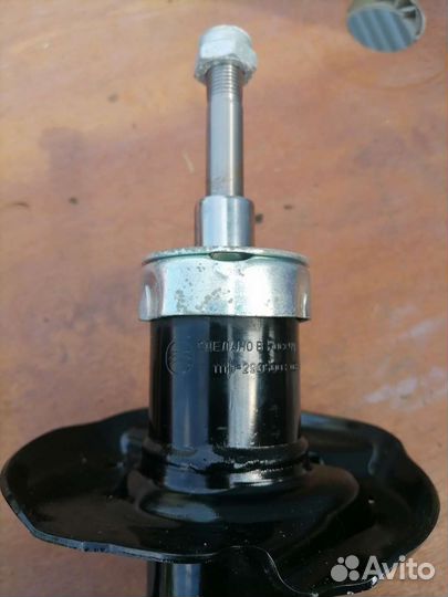 Передние стойки калина 1119