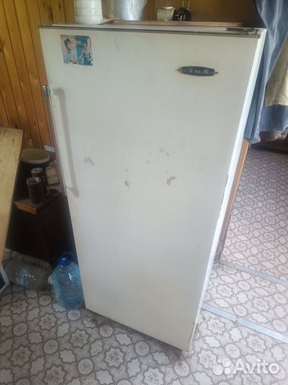 Холодильник бу ЗИЛ